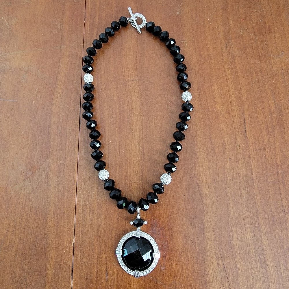 Vintage Style Faceted Black Glass Beads & Clear Rhinestones Necklace Like New!